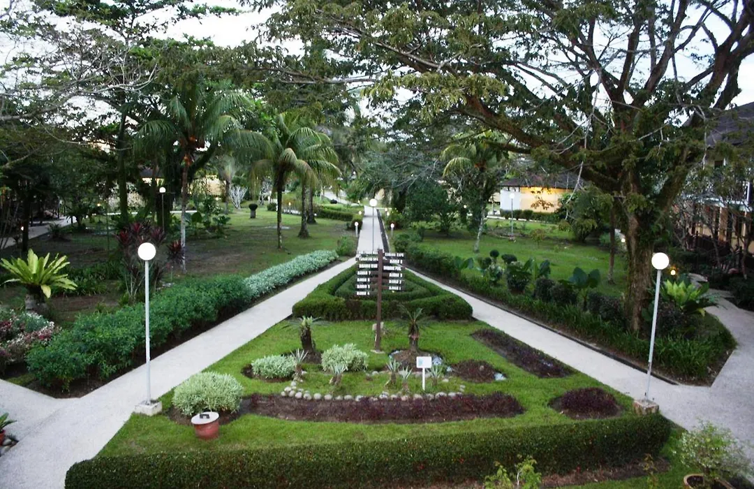 Beringgis Beach Resort & Spa-1